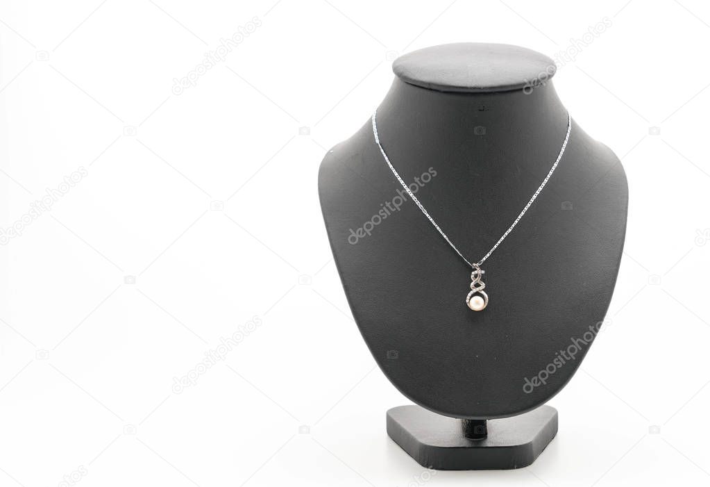 beautiful and luxury necklace with jewelry stand neck 
