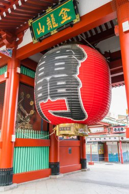 Güzel mimari Asakusa alanında çevresinde Sensoji Tapınağı'nda 