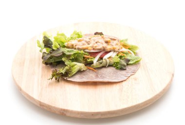 ton balıklı Mısır salata ile salata rulo sarma