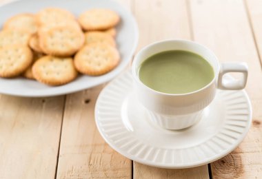 hot matcha latte