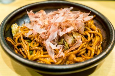 Yakisoba, Japon kızarmış şehriye
