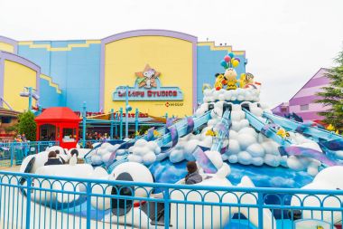 Osaka, Japonya - 21 Kasım 2016: temel tema park konumlar 