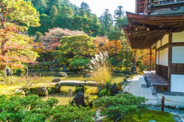 Gümüş Pavilion Ginkakuji Tapınağı'nda güzel mimari