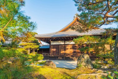 Kinkakuji Tapınağı (altın köşk güzel mimari)