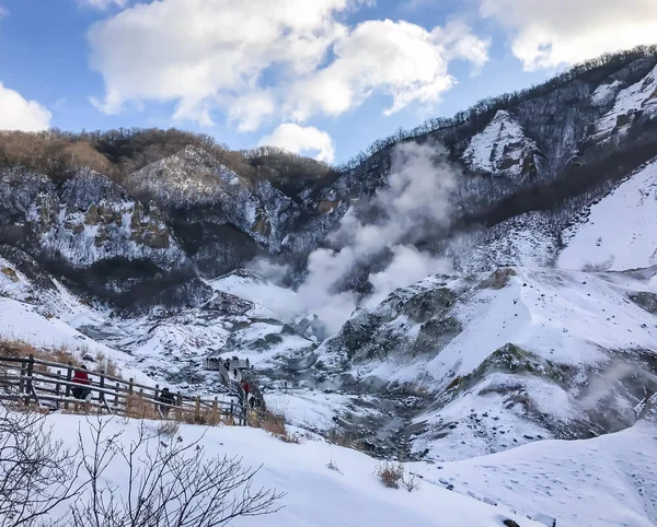 Jigokudani, conocido en inglés como "Hell Valley" es la fuente de h — Foto de Stock