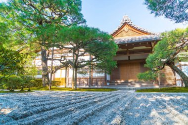 Gümüş Pavilion Ginkakuji Tapınağı'nda güzel mimari