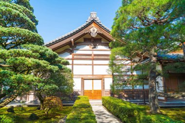 Gümüş Pavilion Ginkakuji Tapınağı'nda güzel mimari