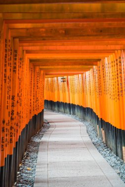 Kırmızı yakın gates geçit fushimi Inari taisha tapınak KY