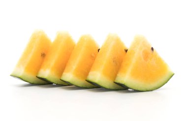 beyaz üzerine taze sarı karpuz 