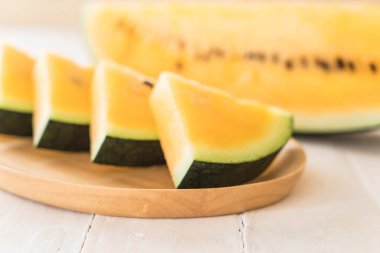 taze sarı karpuz 