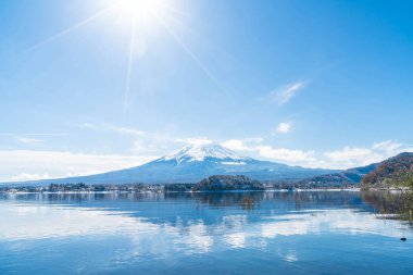 Dağ Fuji San Kawaguchiko Gölü.