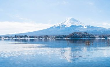 Dağ Fuji San Kawaguchiko Gölü.