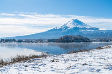 Dağ Fuji San Kawaguchiko Gölü.