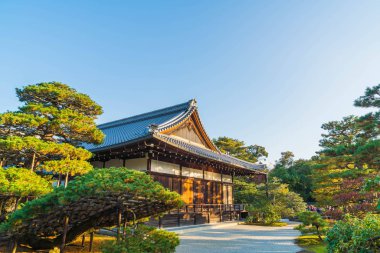 Kinkakuji Tapınağı (altın köşk güzel mimari)