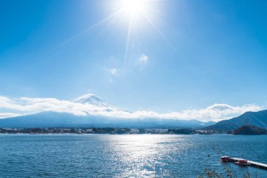 Dağ Fuji San Kawaguchiko Gölü.