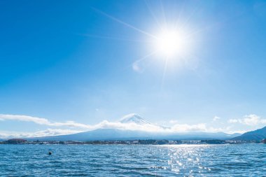 Dağ Fuji San Kawaguchiko Gölü.
