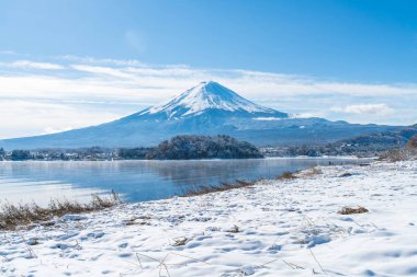 Dağ Fuji San Kawaguchiko Gölü.