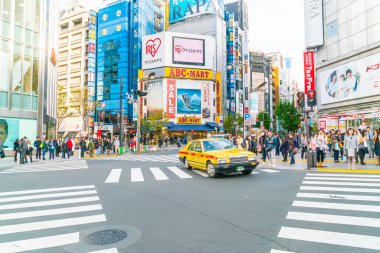 Tokyo, Japonya - 2016 Kasım 17: Shinjuku Tokyo'nın busine biridir