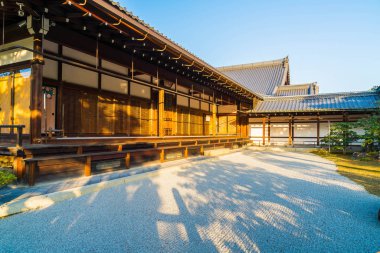 Kinkakuji Tapınağı (altın köşk güzel mimari)