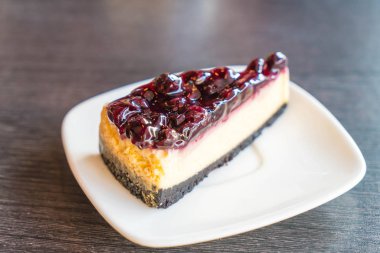 yaban mersini peynirli kek