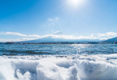 Dağ Fuji San Kawaguchiko Gölü.