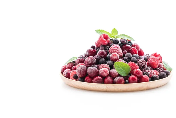 Заморожені ягоди змішані — стокове фото