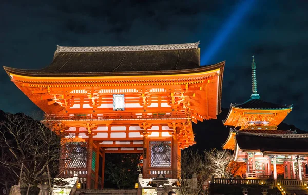 Arsitektur indah di Kuil Kiyomizu-dera Kyoto . — Stok Foto