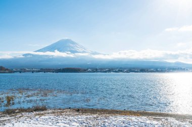 Dağ Fuji San Kawaguchiko Gölü.