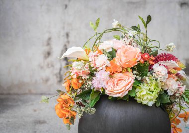 buket çiçek vazosu