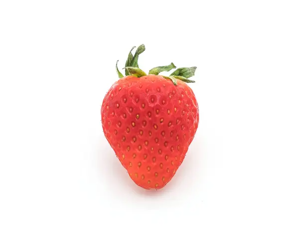 Färska jordgubbar på vit — Stockfoto