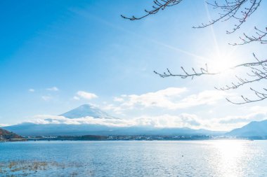 Dağ Fuji San Kawaguchiko Gölü.