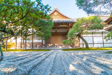 Gümüş Pavilion Ginkakuji Tapınağı'nda güzel mimari