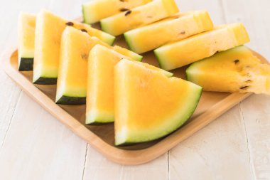 taze sarı karpuz 