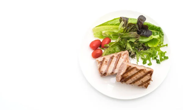 Bife de atum com salada — Fotografia de Stock