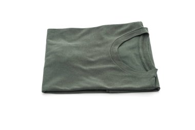 gömlek. beyaz üzerine katlanmış t-shirt 