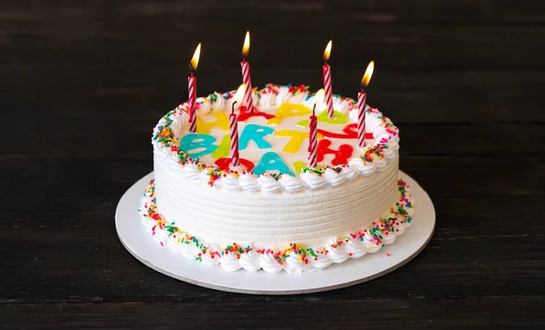 Χαρούμενη τούρτα γενεθλίων — Φωτογραφία Αρχείου