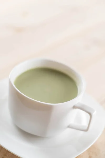 Hot matcha latte — Stock Photo, Image