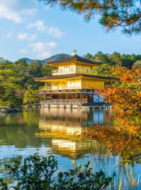 Kinkakuji Tapınağı (altın köşk güzel mimari)