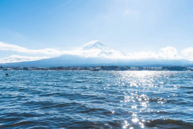 Dağ Fuji San Kawaguchiko Gölü.