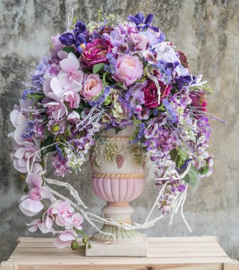 buket çiçek vazosu