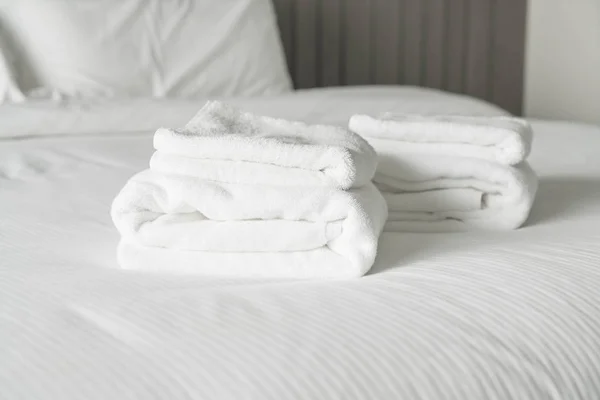 White towel on bed decoration in bedroom interior — Stock Photo, Image