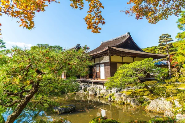 Gümüş Pavilion Ginkakuji Tapınağı'nda güzel mimari