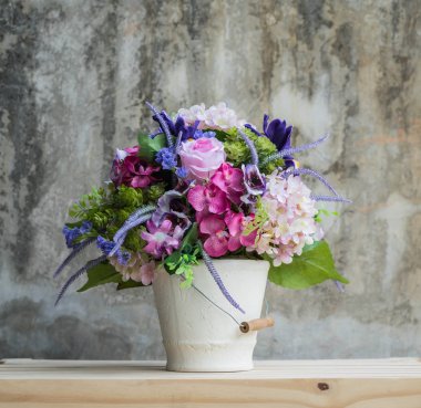 buket çiçek vazosu