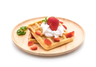 çilek beyaz ile waffle