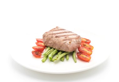 Tuna biftek salatası ile