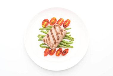 Tuna biftek salatası ile