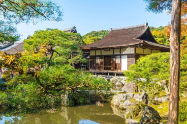 Gümüş Pavilion Ginkakuji Tapınağı'nda güzel mimari