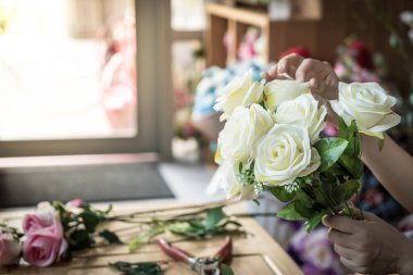 moda modern buket çiçek yapma