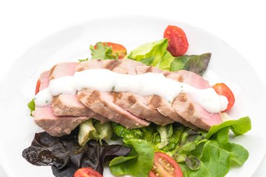 Tuna biftek salatası ile