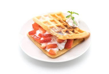 çilek beyaz ile waffle